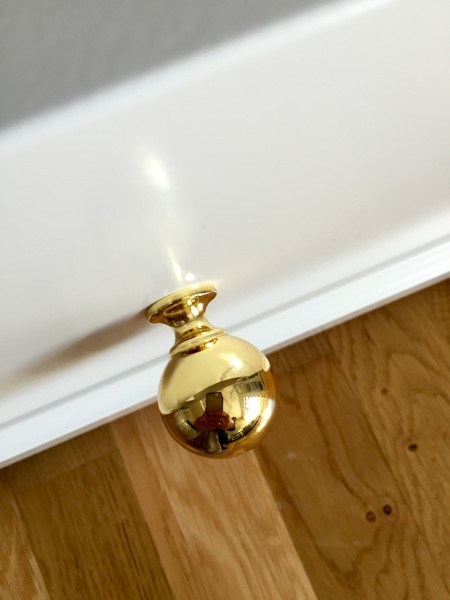 Leila fick matchande möbler med nya knoppar! #deladitthem